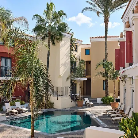 Grecotel Plaza House ريثيمنو
