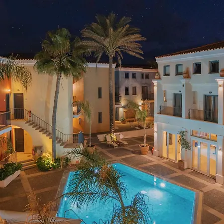 Grecotel Plaza House ريثيمنو