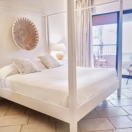 Hotel Grecotel Plaza House