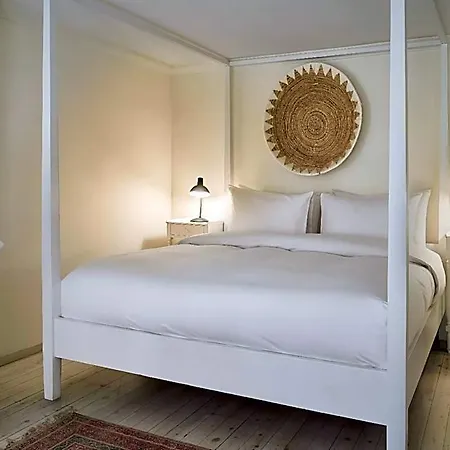Grecotel Plaza House