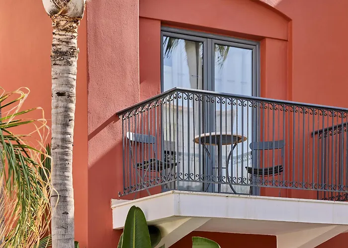 Grecotel Plaza House Ξενοδοχείο