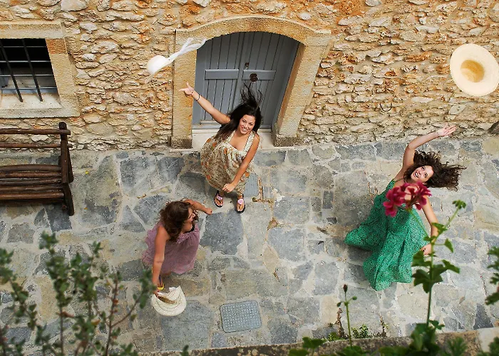 Hotel Grecotel Plaza House 4*