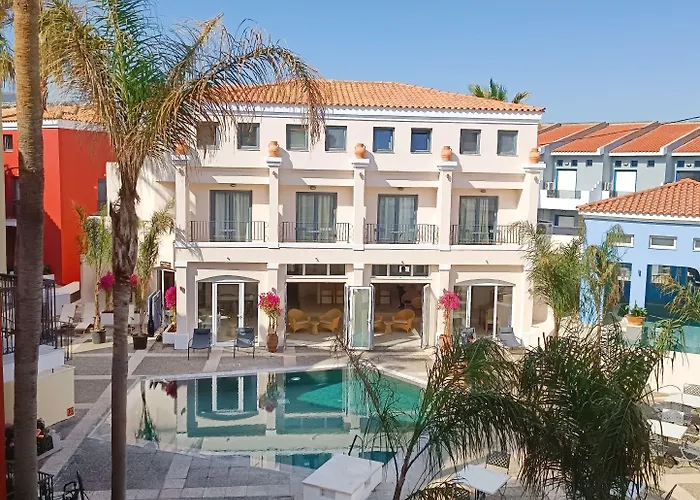 Hotel Grecotel Plaza House 4*