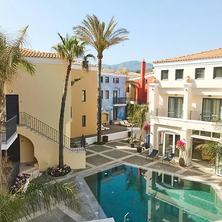 호텔 Grecotel Plaza House 레팀노