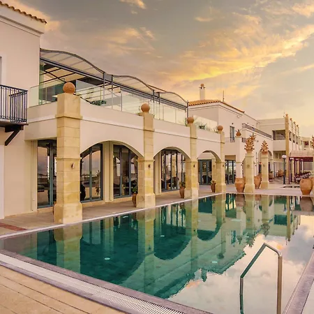 호텔 Grecotel Plaza House 레팀노