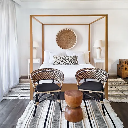 호텔 Grecotel Plaza House 레팀노