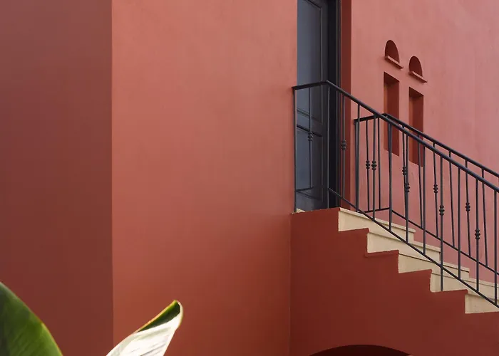 Grecotel Plaza House