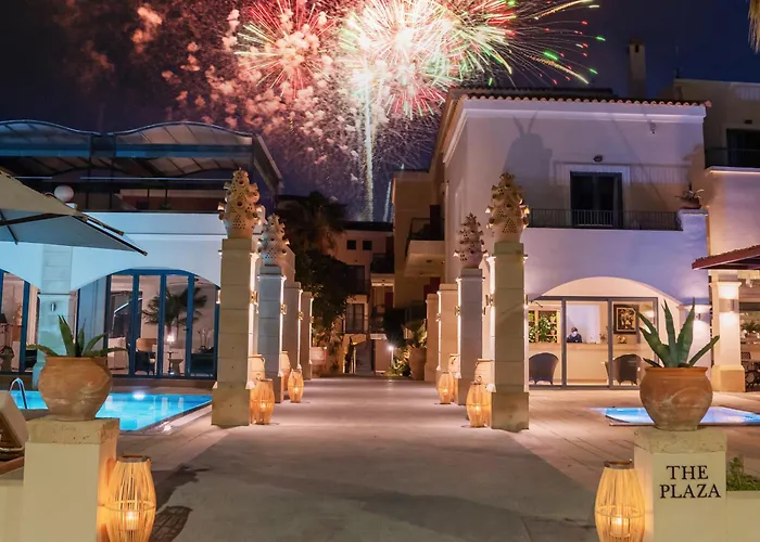 מלון Grecotel Plaza House 4*