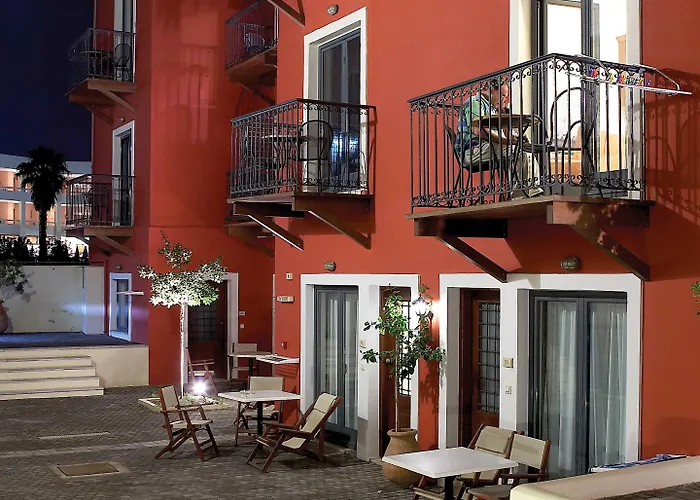 Grecotel Plaza House מלון העיירה רתימנו