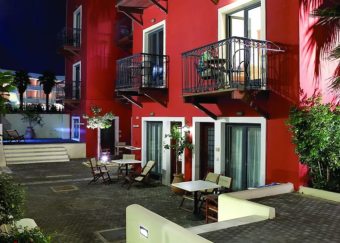 מלון Grecotel Plaza House העיירה רתימנו